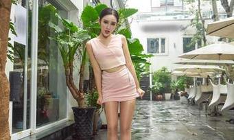图库中不该有的暧昧，爱丝GOST又来了