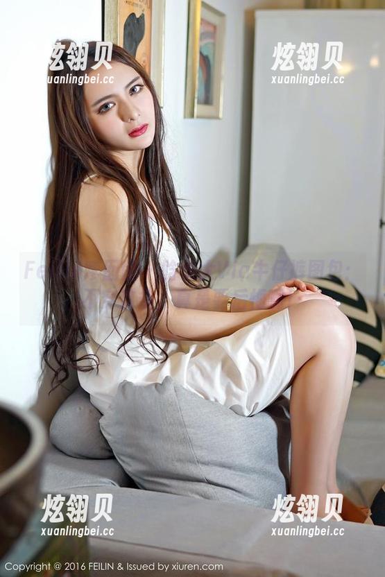 Feilin嗲囡囡-晗大大Via Feilin嗲囡囡 - 晗大大Via牛仔裤图包:不穿这条,真是要后悔啊!