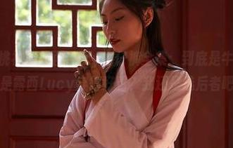 MiiTao蜜桃社 – 露西Lucy牛仔裤全集：到底是牛仔裤好看，还是露西Lucy穿得好看？我还是选后者吧！