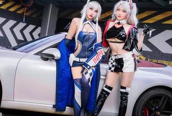 更新来袭！Momoko葵葵的甜心Cos，拍照的瞬间让人想尖叫！