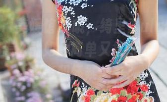 MyGirl美媛馆 – 哦，绮里嘉ula的纯白图库，怎么能如此简单又复杂，让我陷入思考和怀疑之中？