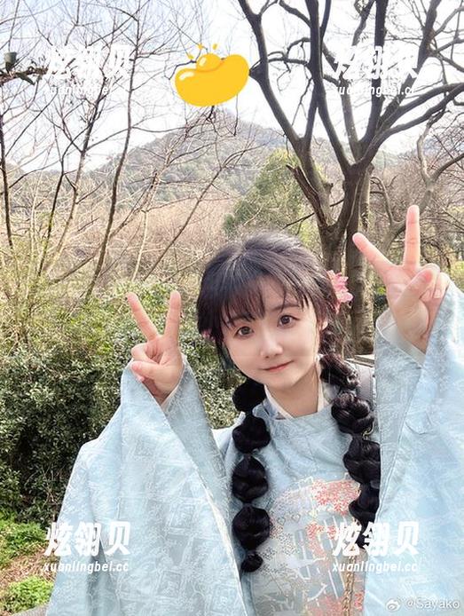 探索Sayako＿今年4岁的原神—她的高清写真集，一不小心就会让你沉迷！