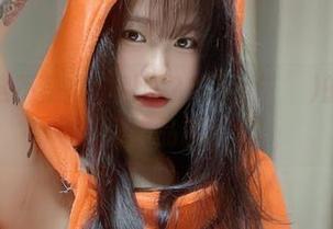 你确定这不是在勾引吗？Sira(시라)的私拍短裙作品解析