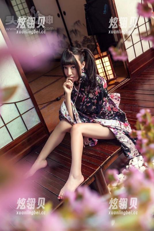 TouTiao头条女神-申美嫣 TouTiao头条女神 - 快来围观!御姐申美嫣,高清原图让你心跳加速!