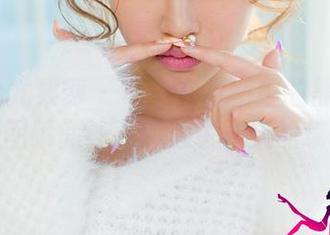 UGirls尤果网 – 迷失在孟狐狸的黑丝私房：原图瞬间让人想起了春天的草地？