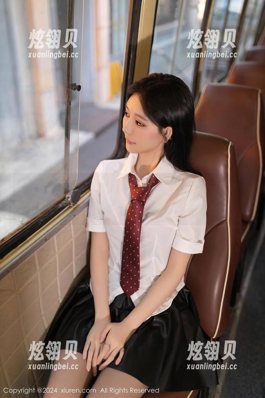 Xiuren秀人网 - 叶梦轩清纯写真：扑面而来的‘只可意会，不可言传’的魅力。