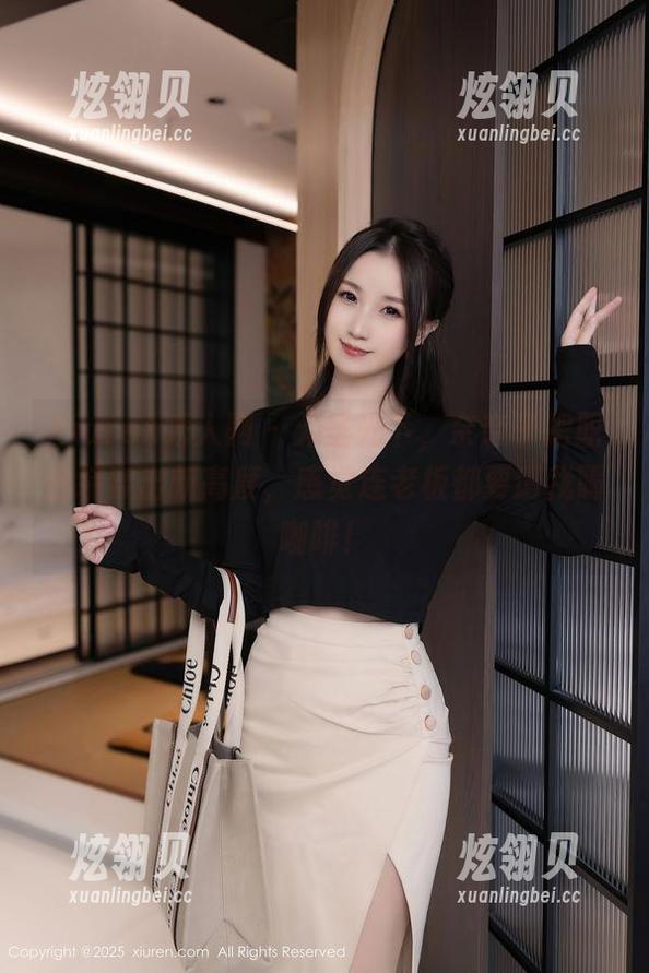 Xiuren秀人网 - 无圣光下，奈奈子把职业装穿出新高度，感觉连老板都要请我喝咖啡！