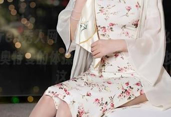 Xiuren秀人网 – 私拍时刻，为什么姗姗就打奥特曼的体操服让人觉得运动也可以这么浪漫！