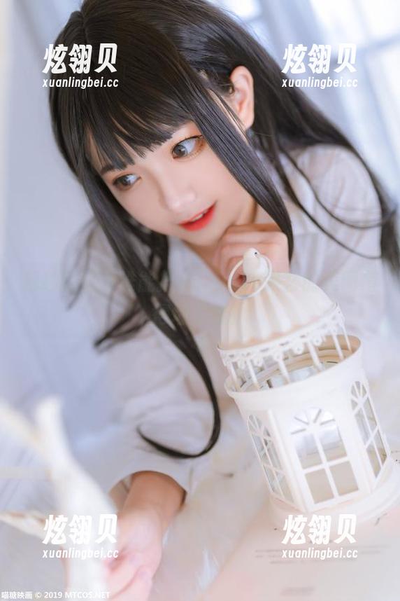 薄纱的魅力谁能挡？lovely呆玄的美图值得墙上挂！