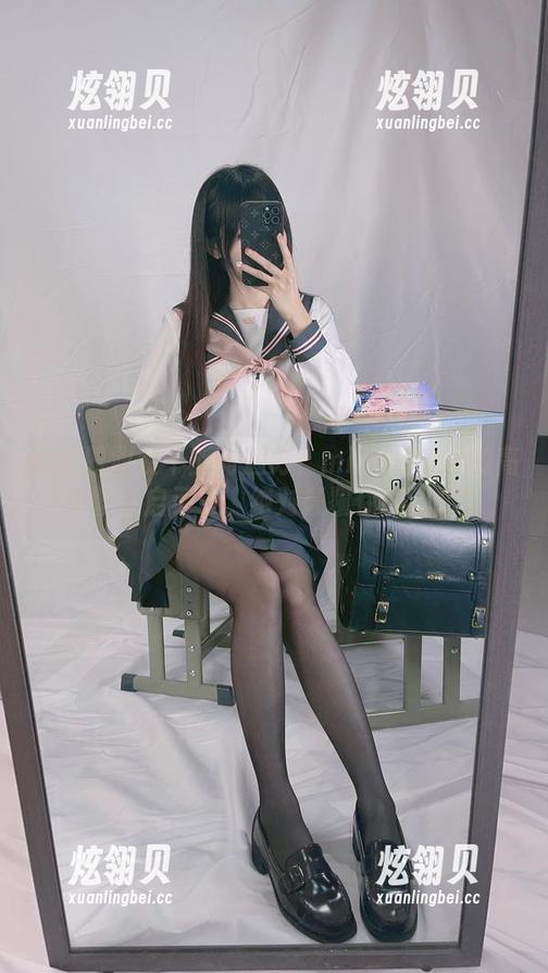 谁说职业装不能有魅力？miko酱ww的高清壁纸启示录，绝对颠覆你的认知！