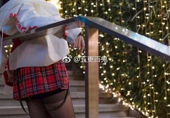 逛逛五更百鬼的丝袜世界，意外福利就在这图集里！