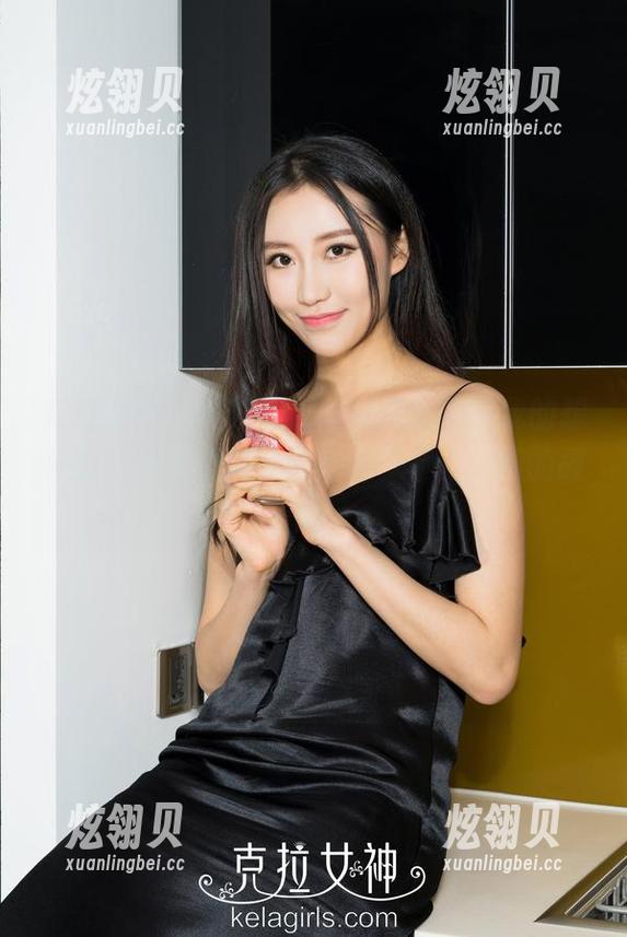 克拉女神 - 舒彤黑色写真，刺激了我的想象力，图片里似乎藏着许多不为人知的故事。