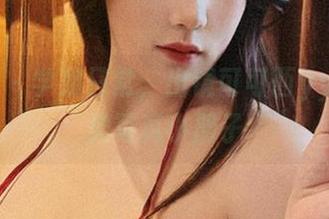 微密圈 – 学姐日常，出镜可可西yyy的另类写真小册子