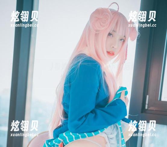 宋哈娜(송하나)和她的纯白写真，下载后你会发现自己更轻盈！