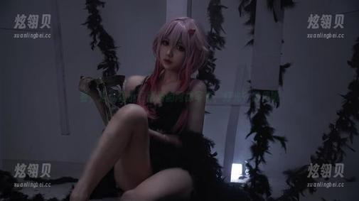 看，这就是小和甜酒的网袜写真，灯光？随便啦