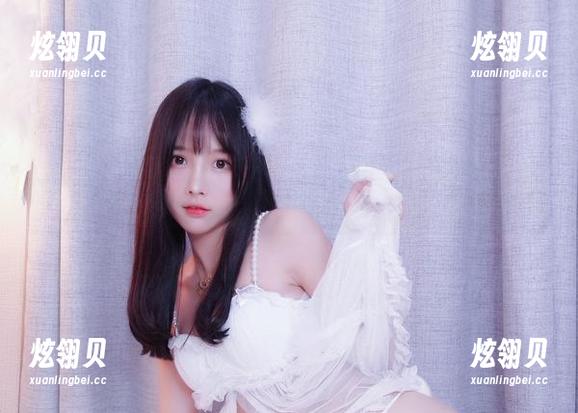 拥抱兔女郎加长版，小小奶瓶儿的写真带你进入奇妙世界