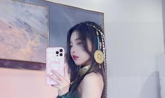 当“小小奶瓶儿”遇上“丝带女友”，这组写真真是出乎意料的精选呀！