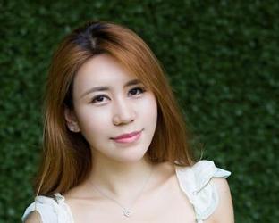 尤物馆 – Seven小七的兔女郎奇遇记：照片背后那点事儿，图库里能看得见吗？