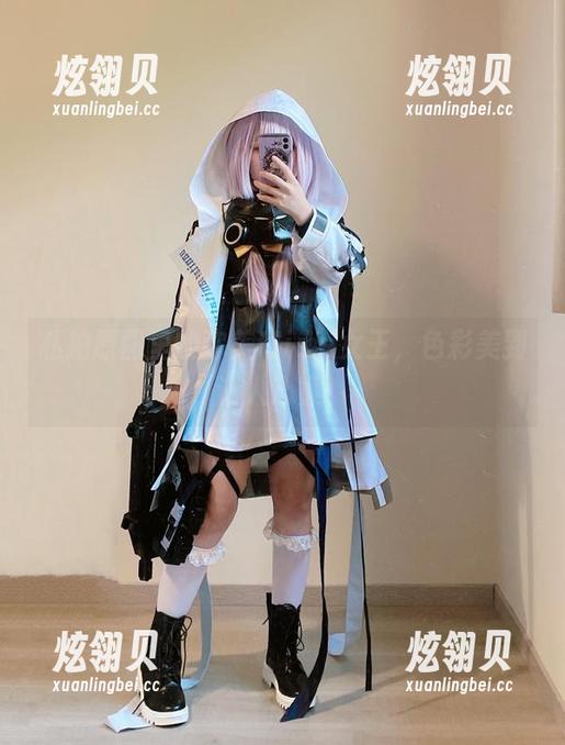 私拍原图里的弥美Mime女王，色彩美到让人心颤！