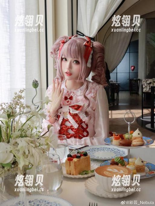 免费图集大放送：彩芸_Nebula的奥古斯特，让你心心念念