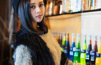 推女神 – Sayaka的越南芽庄奇遇：高清原图讲述一个不小心滑倒的旅拍故事！