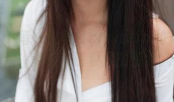 推女神 – 每一张黄可christine的泳池照片，都在诉说夏日的情愫。