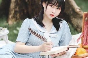 性感护士？不，是依酱呀的完美套图！小心你的心脏哦