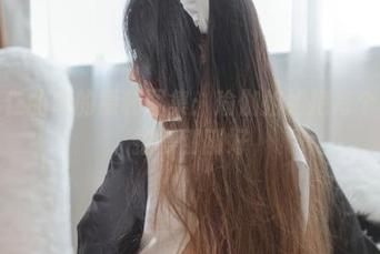探索杏仁曲奇的福利图集：瑜伽姐姐把每个角度都拍得刚刚好
