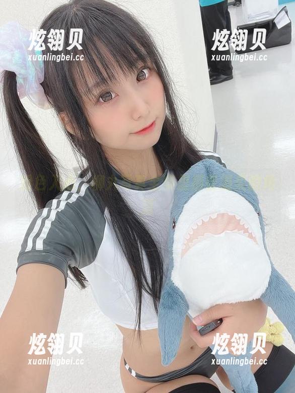 粉色入心，柳丸写真全集里那些温柔的角落