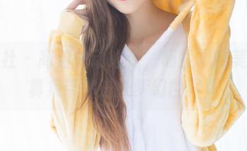 爱蜜社 – 高清触动心弦，杨紫嫣的美脚写真集带你进入梦幻世界！