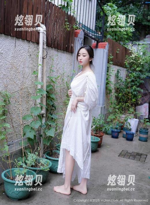 秀人网-M梦baby 秀人网 - 最新的M梦baby奶牛写真集,来看看她怎么把牛魅力玩到极致!