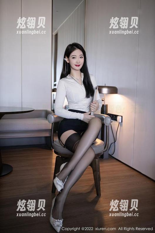 秀人网 - 跟着杏子Yada探索粉色：无圣光套图，每一张都妙不可言。