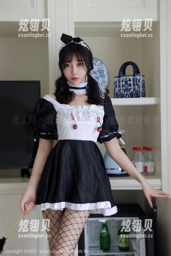 秀人网-私语baby 秀人网 - 想知道私语baby的全套连体衣有多好看?来嘛!