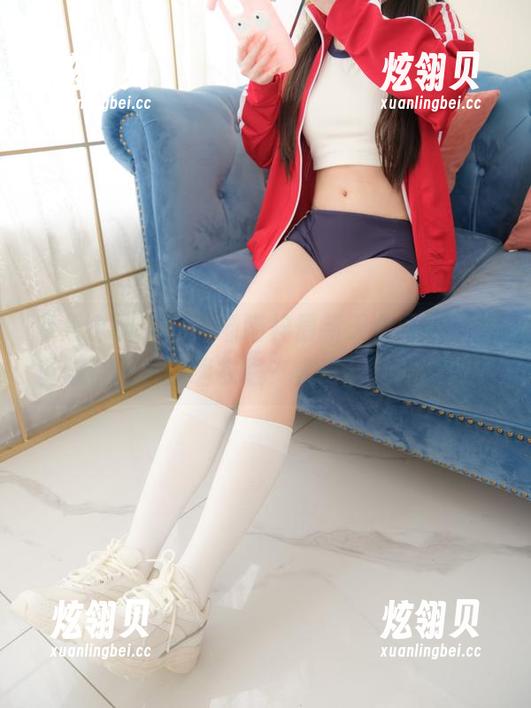 紧急企划 - 一只喵喵梓最新天台图册，谁说阳台上只能晒衣服？来看看她的魅力！