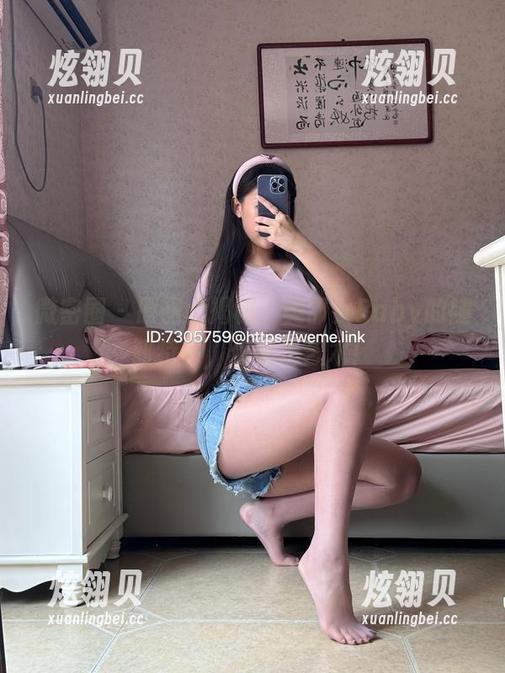 微密圈 - 原图大揭秘：美邵女Baby的腿部特写，仿佛是艺术！