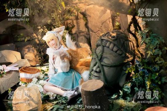 花兮_honoka的定制职业装图片：我是不是也能穿出这种优雅？
