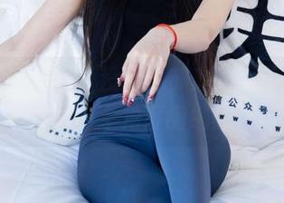 袜啵啵 – 美图？没错，苏苏的裸足作品绝对值得每个角度细细品味！