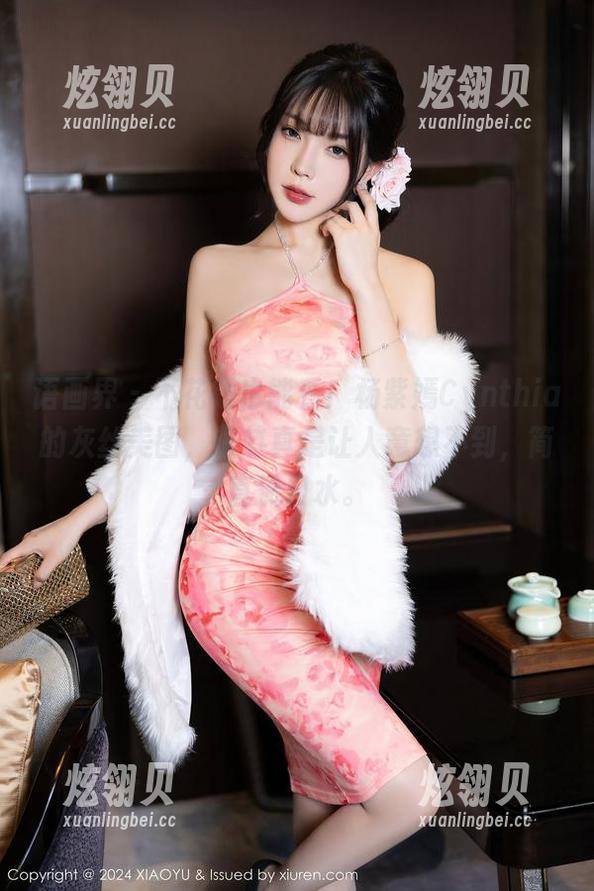 语画界 - 不花钱也能看！杨紫嫣Cynthia的灰丝美图，细节真是让人意想不到，简直流口水。