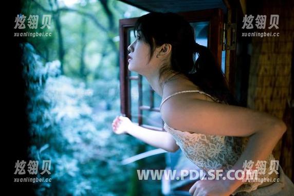 轰趴猫 - 最新！苏小暖学姐写真，让你想逃课去看她！