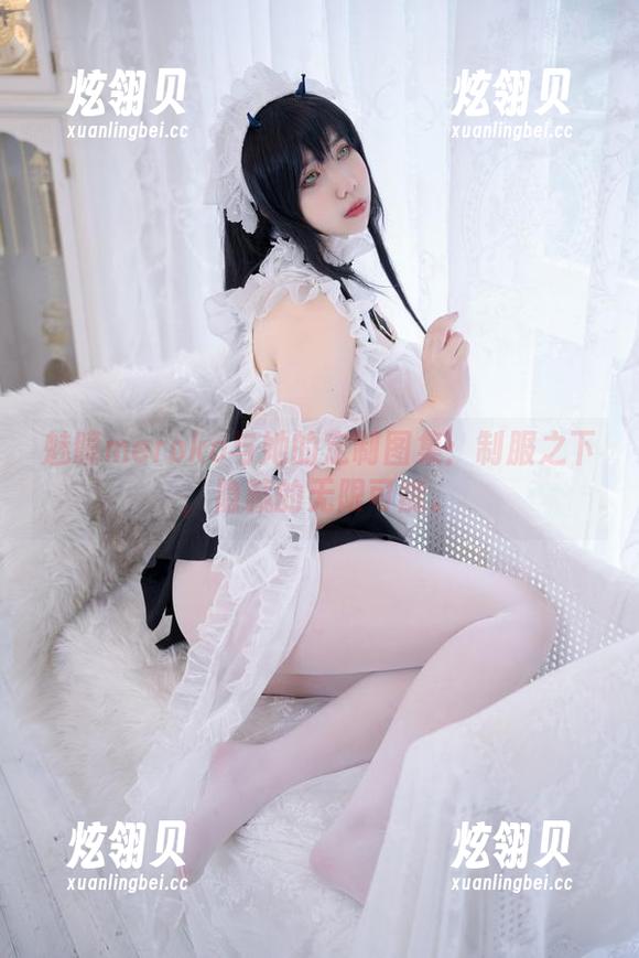魅瞳meroko与她的定制图集：制服之下，隐藏的无限可能。